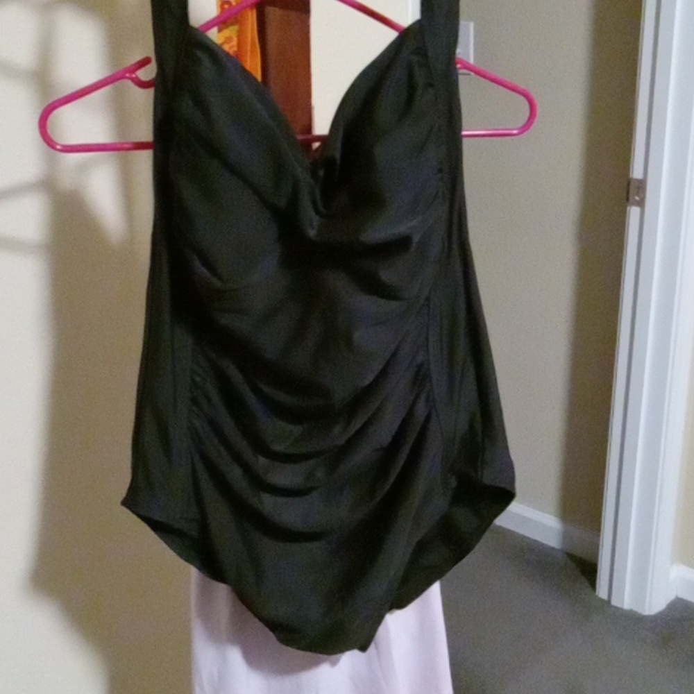 New delta Burke suit